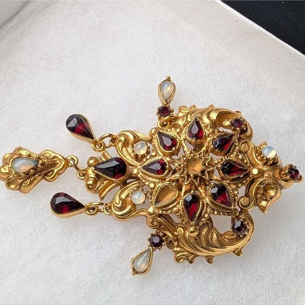 Vintage Signed FLORENZA Ornate Gold Tone Dangle Brooch Mid Century Regency